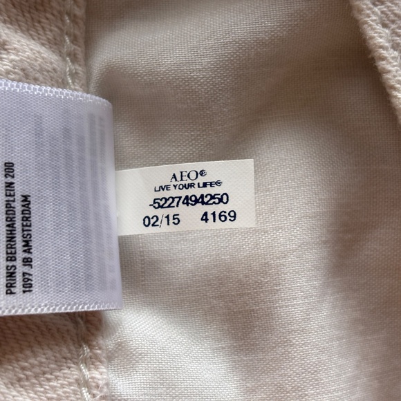 American Eagle Outfitters Women's Off White SZ 8 Shorts Patriotic Back Pockets - Picture 9 of 9